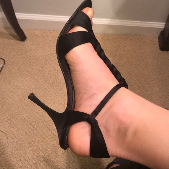Summer Lightweight Leather/ Satin Heels - Picture 7 of 10
